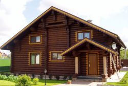 Коттедж из оцилиндрованного бревна КБР-17 (10,50x12,00 м) Коттедж из оцилиндрованного бревна КБР-17 (10,50x12,00 м)