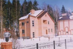 Кирпичный коттедж КК-280-2 (10,30x11,09 м) Кирпичный коттедж КК-280-2 (10,30x11,09 м)